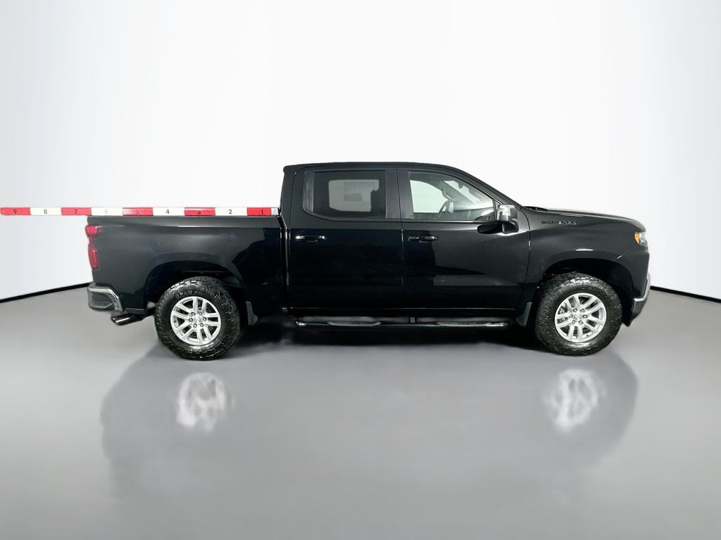 Used 2021 Black Chevrolet LT image 8