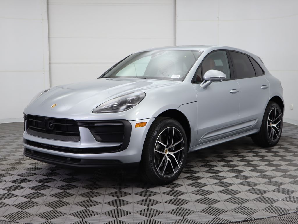 2024 Porsche Macan  -
                Phoenix, AZ