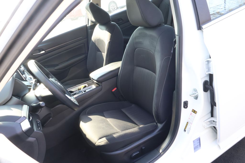 Thumbnail: 2024 Nissan Altima - 26