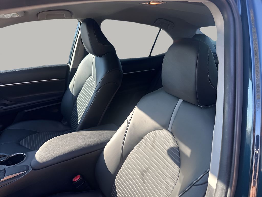 Used Car 2021 Toyota Camry  Se For Sale Under $30,000 In Austin, Texas