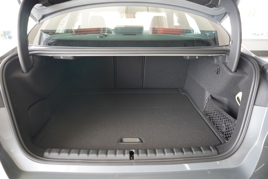 Thumbnail: 2026 BMW 2 Series - 21