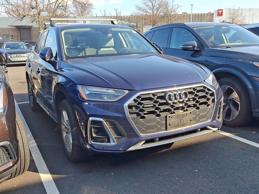 Thumbnail: 2022 Audi Q5 - 3