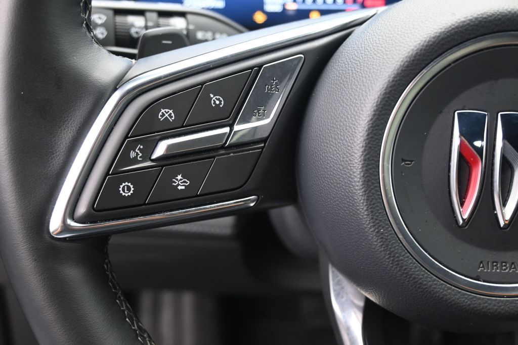 Used 2025 Buick Enclave SUV