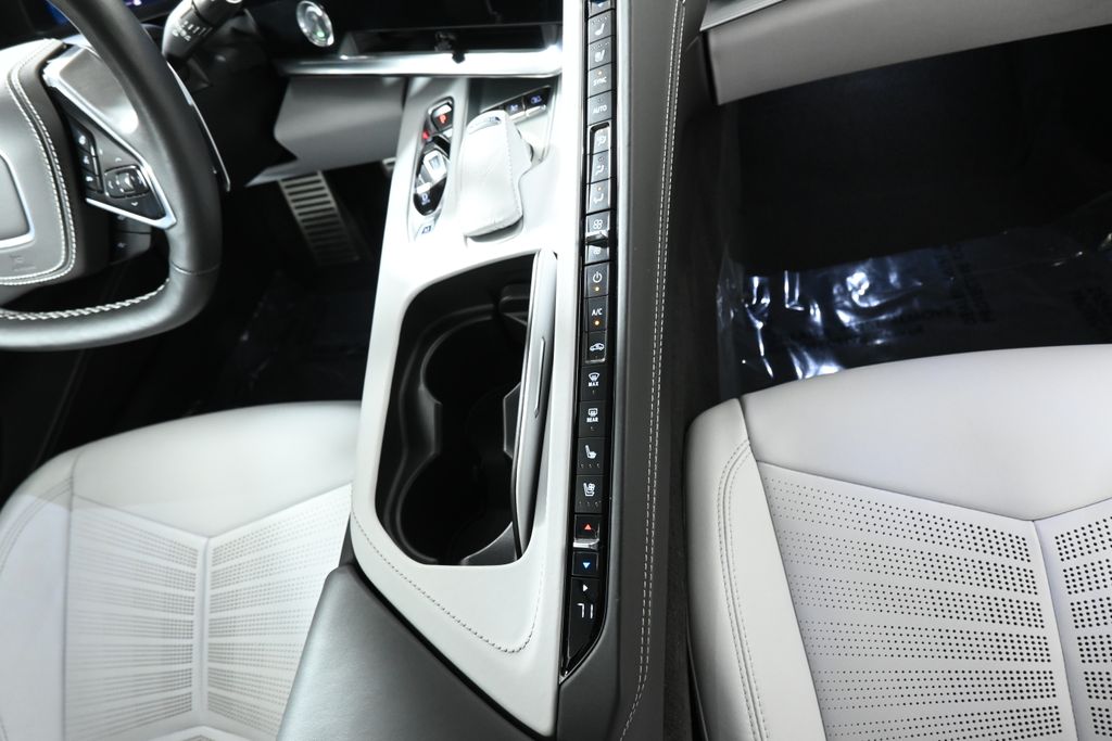 Thumbnail: 2021 Chevrolet Corvette - 26