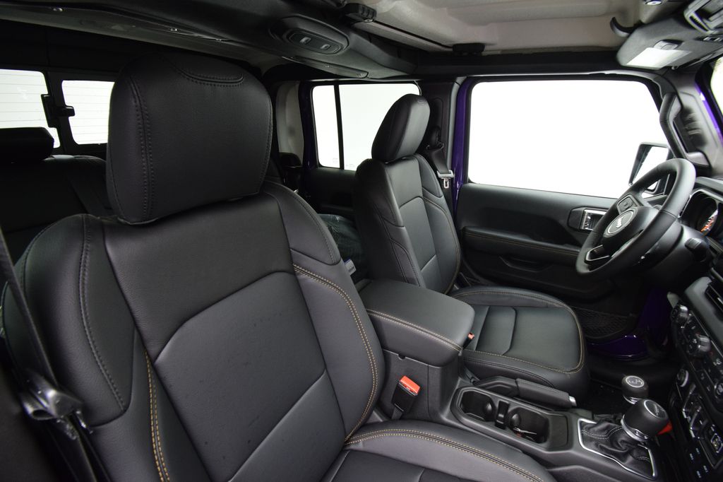 new 2026 Jeep Gladiator car, priced at $54,005