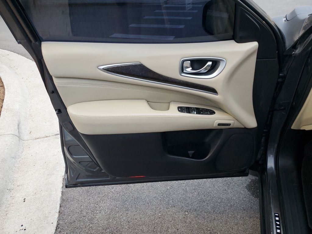 2015 Infiniti Qx60  Base In Austin, Texas