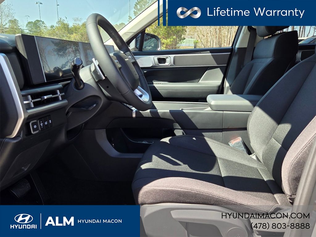 New 2026 Gray Hyundai SE image 4