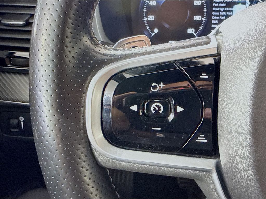 Thumbnail: 2019 Volvo XC90 - 11