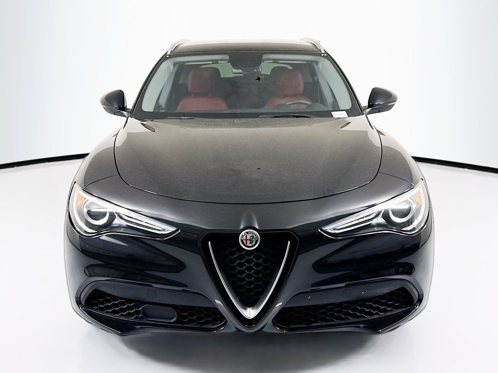 Thumbnail: 2018 Alfa Romeo Stelvio - 2
