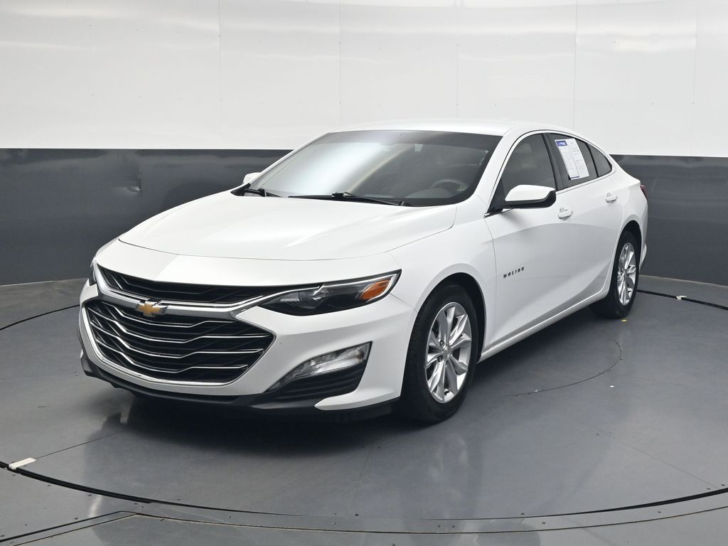 Used 2020 White Chevrolet LT image 8