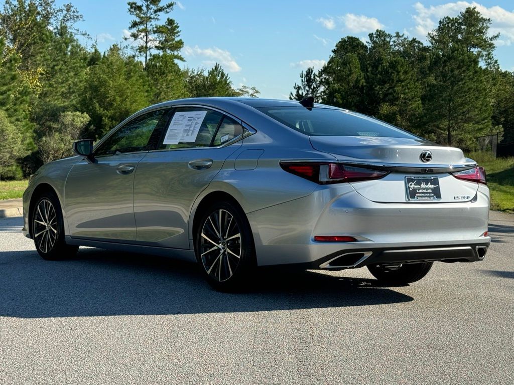 2022 Lexus ES 350 11