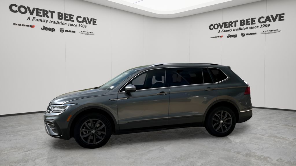 Used 2024 Gray Volkswagen 2.0T SE image 4