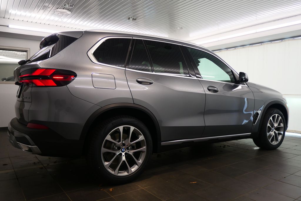 2025 BMW X5 xDrive40i 5