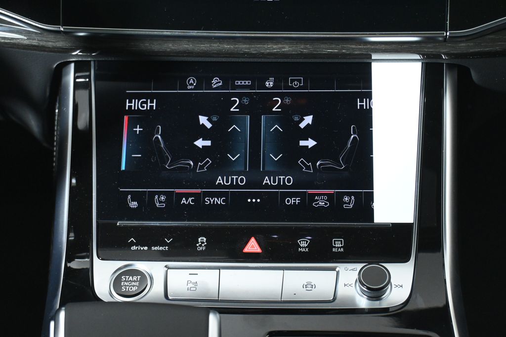 Thumbnail: 2026 Audi Q7 - 18