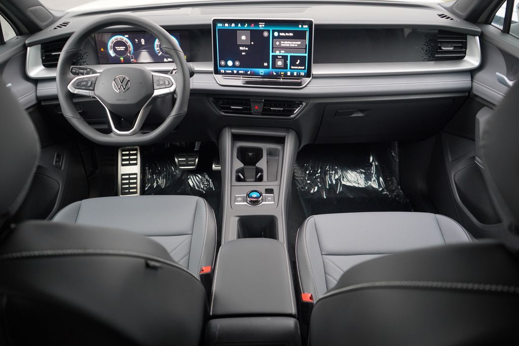 Thumbnail: 2025 Volkswagen Tiguan - 8