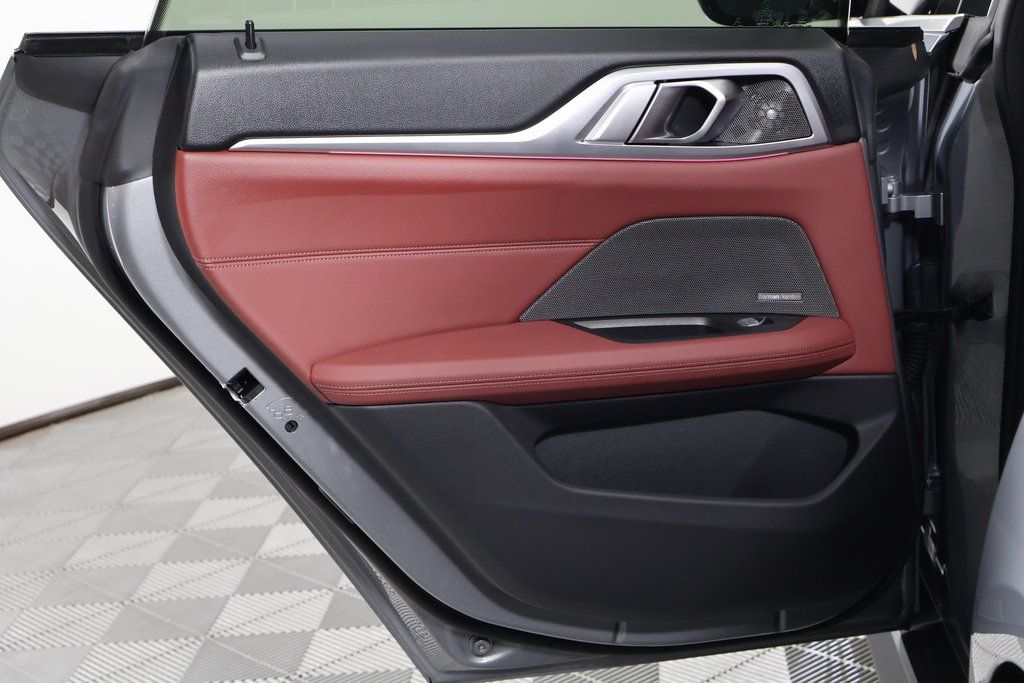 Thumbnail: 2025 BMW i4 - 13