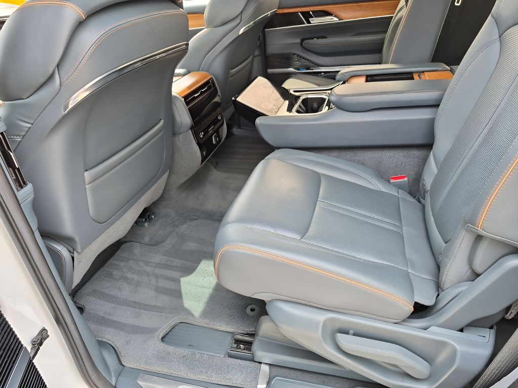 Used Car 2022 Jeep Grand Wagoneer  Series Ii For Sale Under $60,000 In Austin, Texas