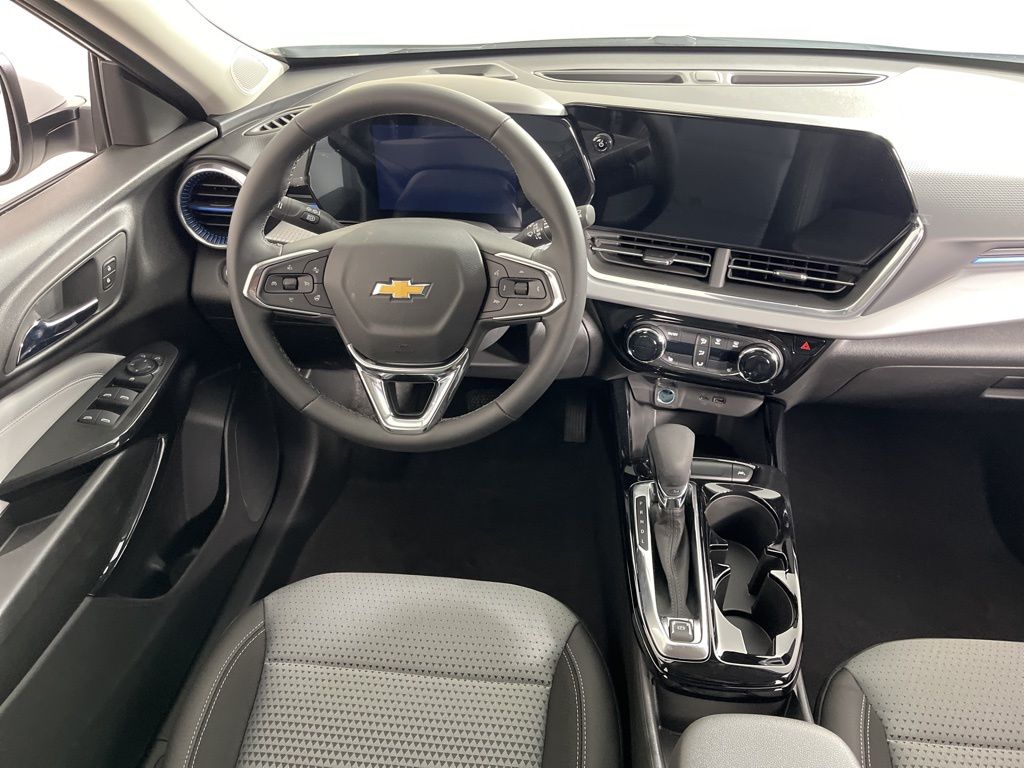 Thumbnail: 2026 Chevrolet Trax - 13