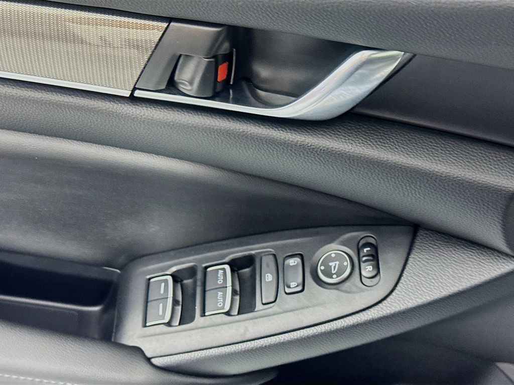 Used Car 2022 Honda Accord  Sport For Sale Under $30,000 In Austin, Texas