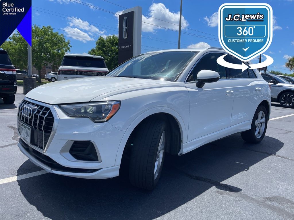 2020 Audi Q3 quattro Premium 40 TFSI