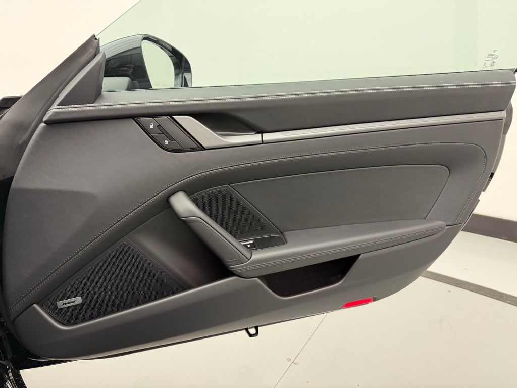 Thumbnail: 2026 Porsche 911 - 31