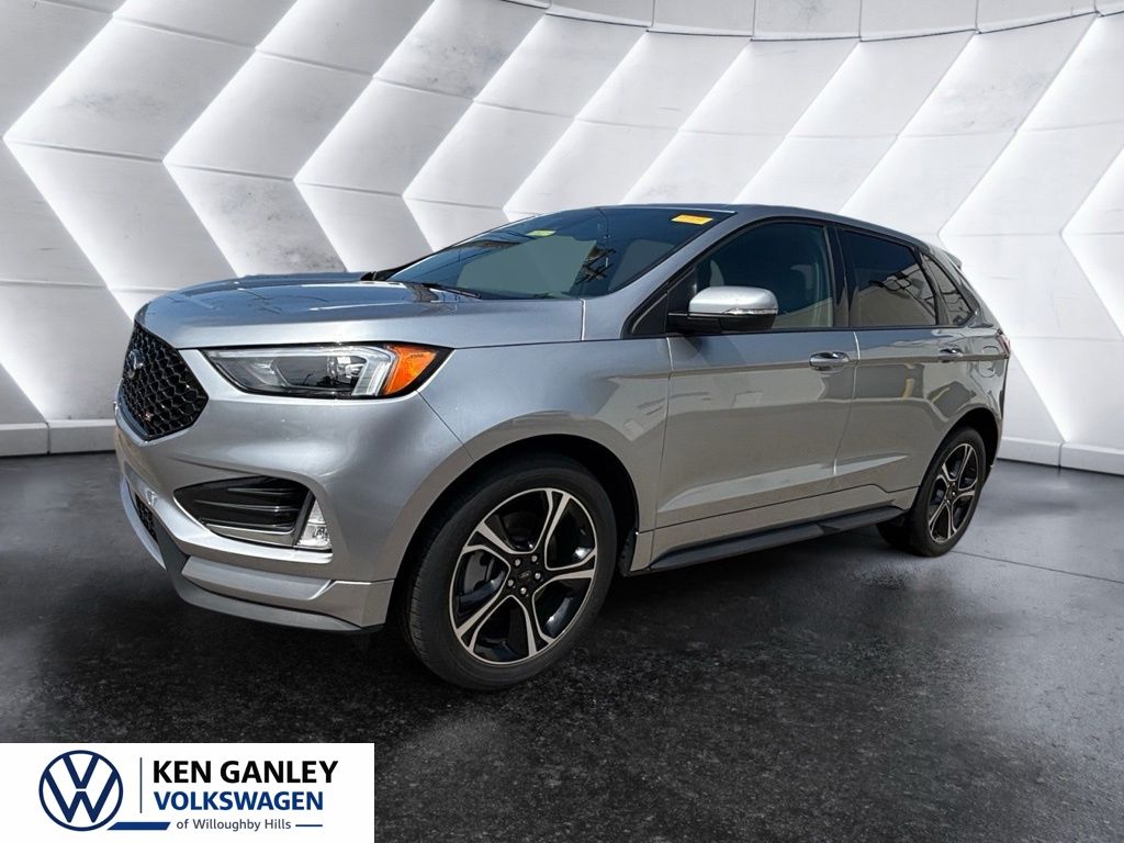 Iconic Silver Metallic 2023 Ford Edge ST AWD SUV / Crossover All-Wheel Drive 7-Speed Automatic