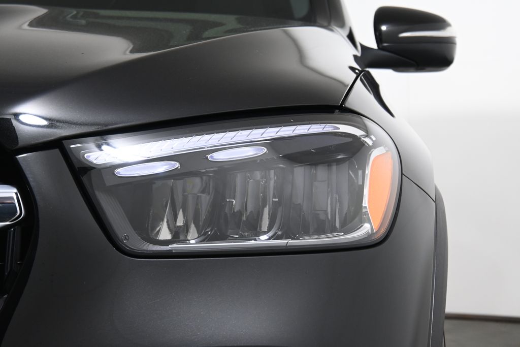 Thumbnail: 2026 Mercedes-Benz GLE - 10