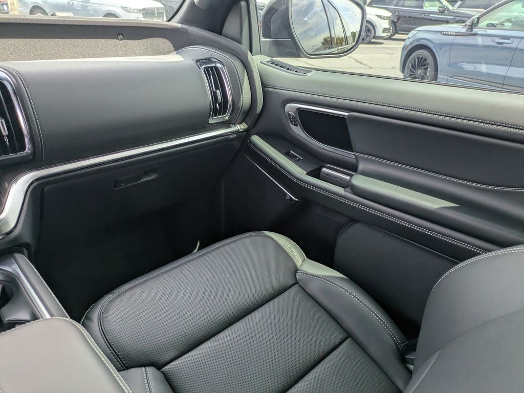 2027 Ford Expedition Max 