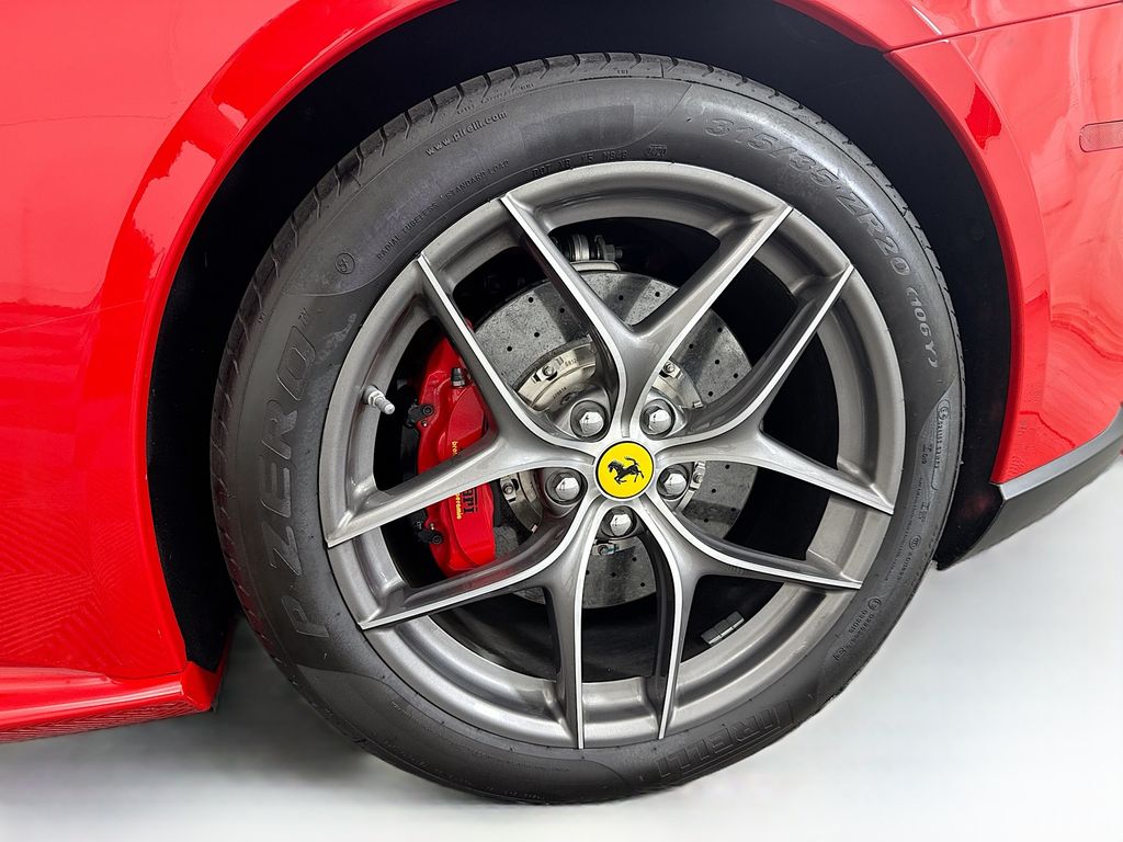 Thumbnail: 2014 Ferrari F12 - 27