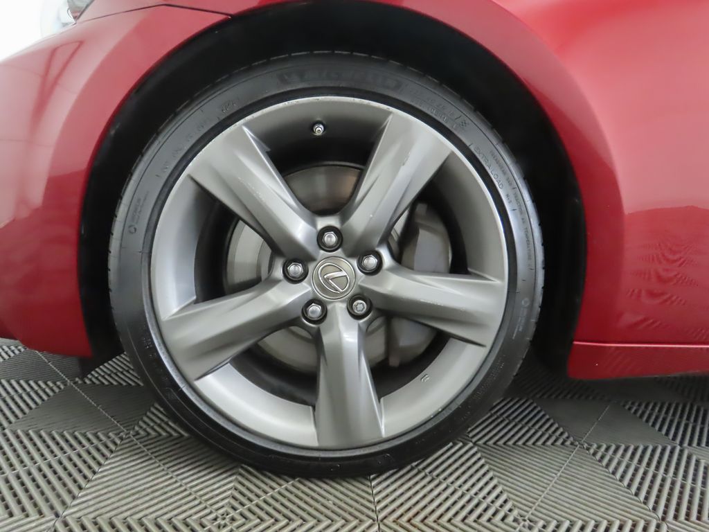 Thumbnail: 2014 Lexus IS - 31