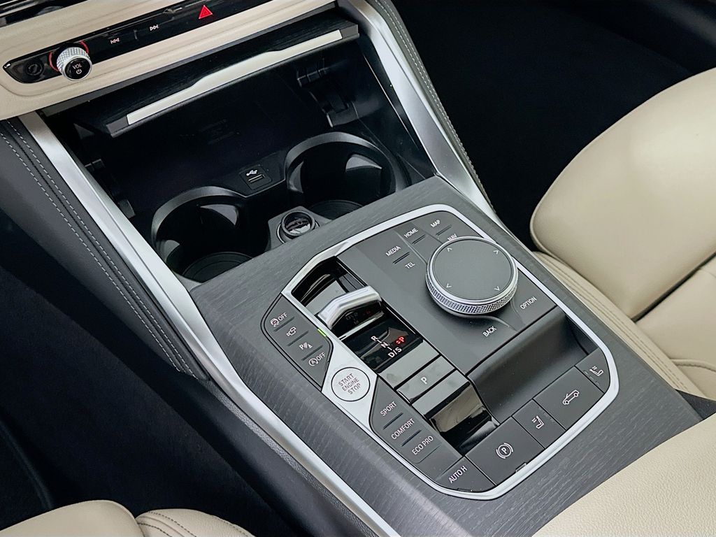 Thumbnail: 2026 BMW 4 Series - 15