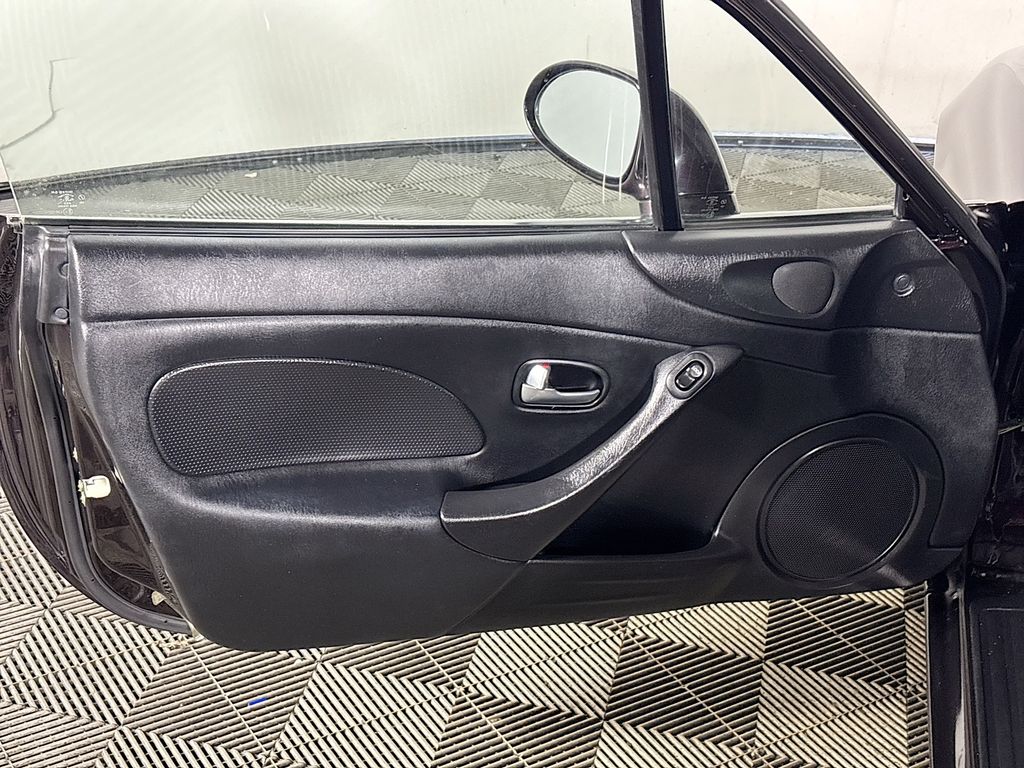 2004 Mazda Miata Base
