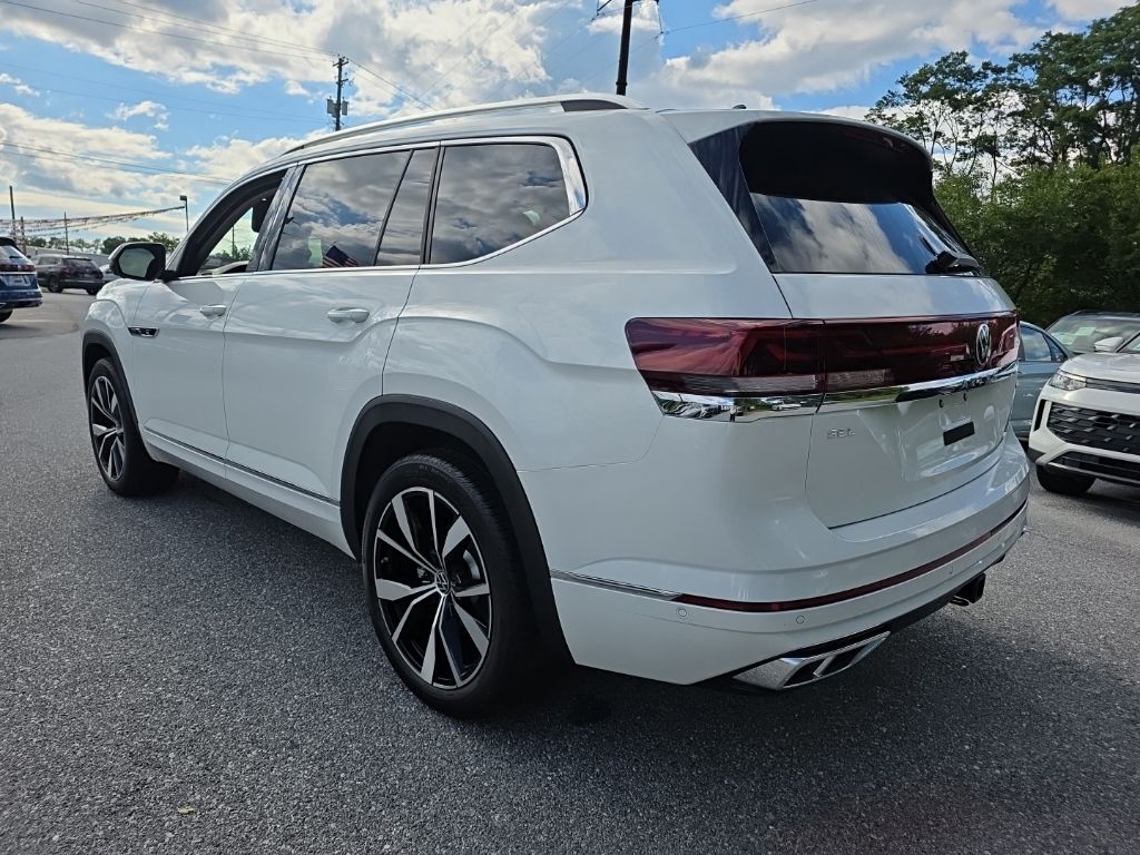 2026 Volkswagen Atlas 2.0T SEL Premium R-Line White/off-white at Auto Express Mitsubishi