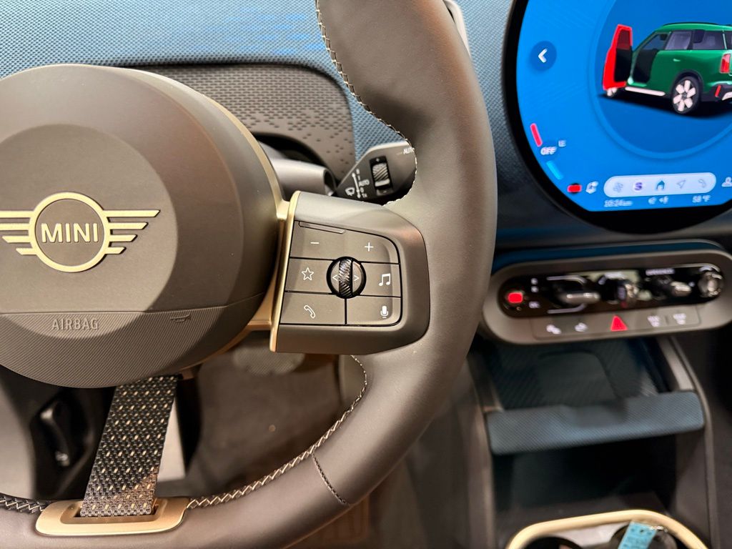 Thumbnail: 2025 MINI Cooper Countryman - 14