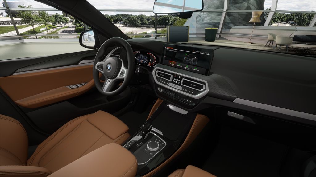 Thumbnail: 2025 BMW X4 - 14