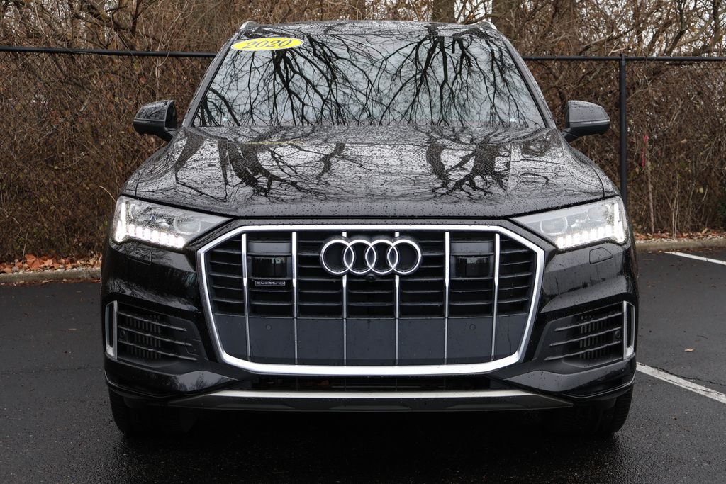 2020 Audi Q7  2