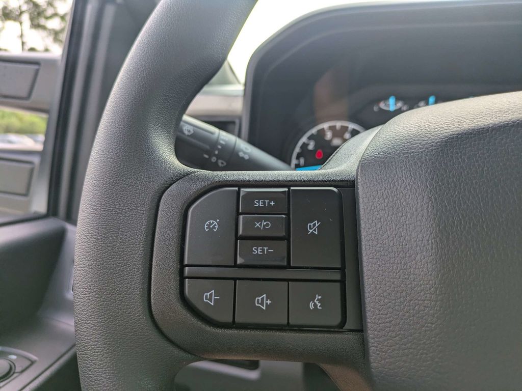 2027 Ford F-250 Super Duty XL