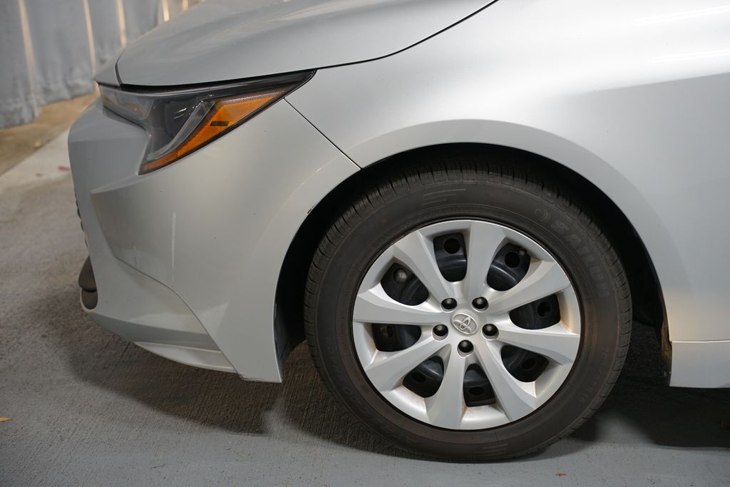 Thumbnail: 2024 Toyota Corolla - 5