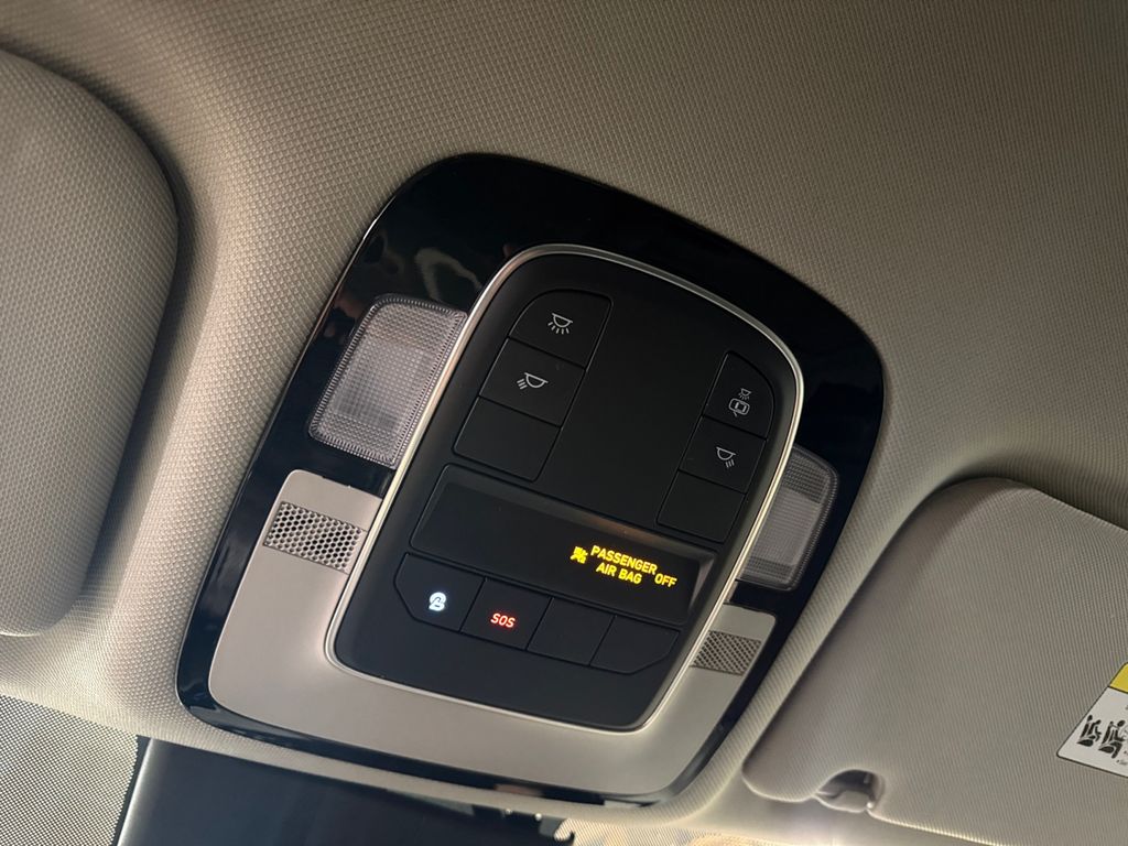 2022 Hyundai Santa Fe SEL photo