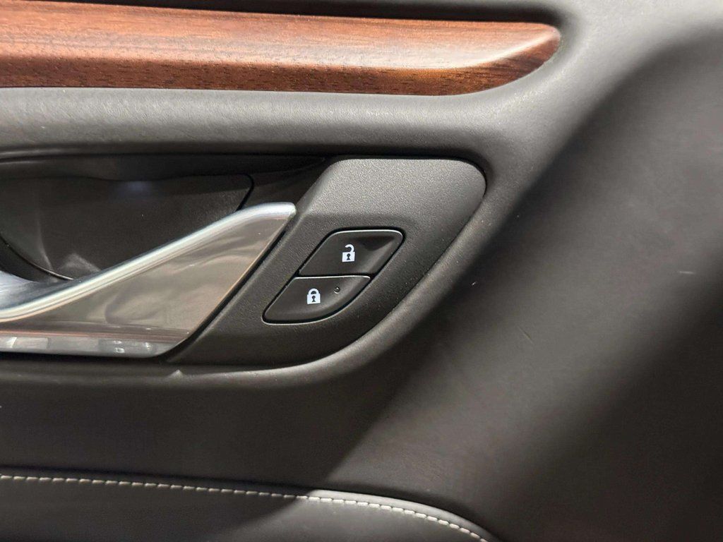 Used 2023 Blue GMC Denali Ultimate image 20