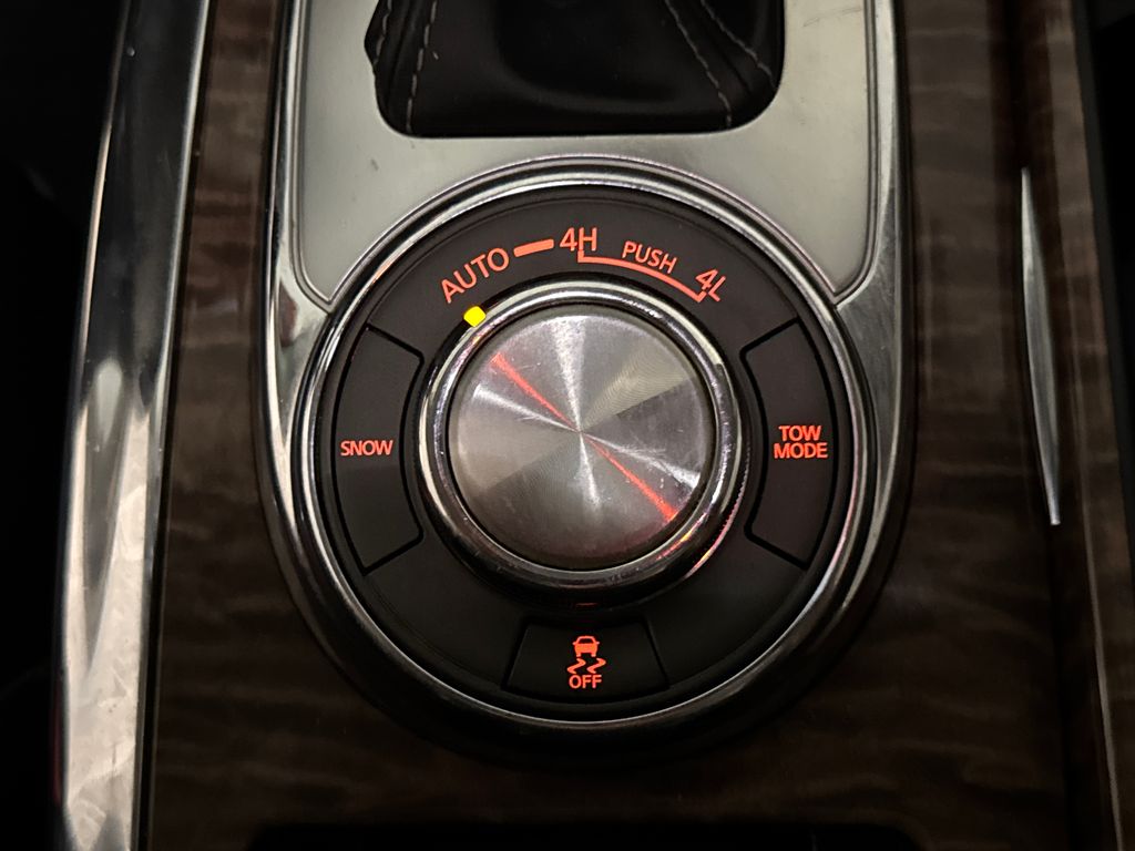 Certified Used 2020 Black Nissan SL image 30