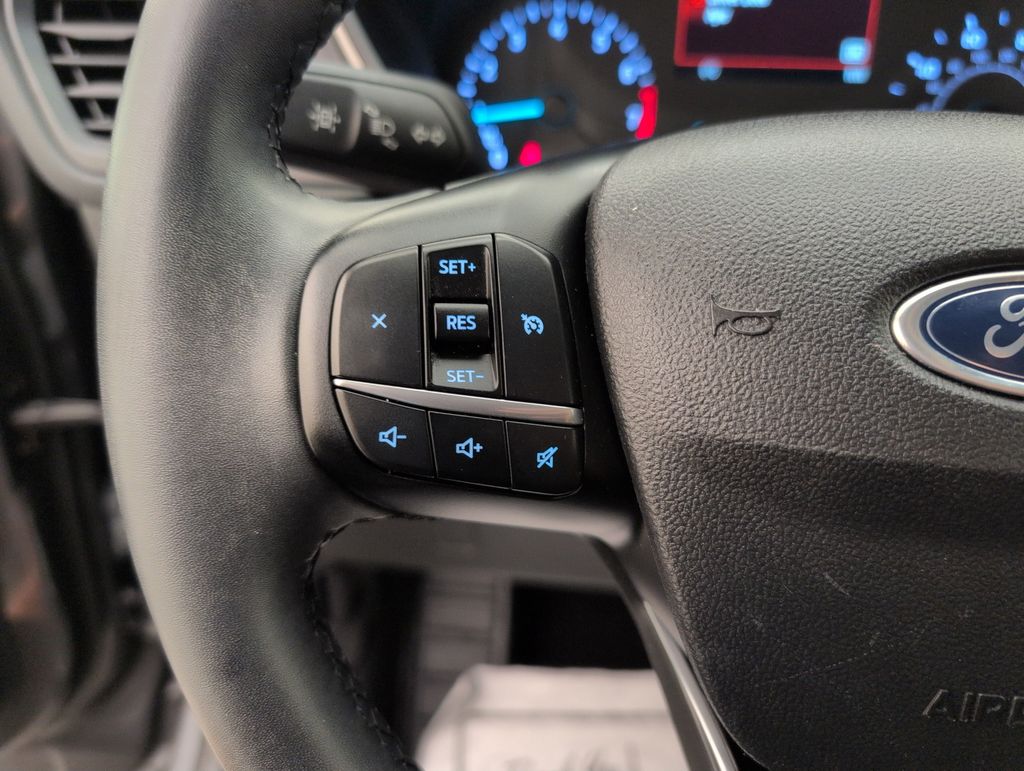 Certified Used 2022 Gray Ford SE image 34