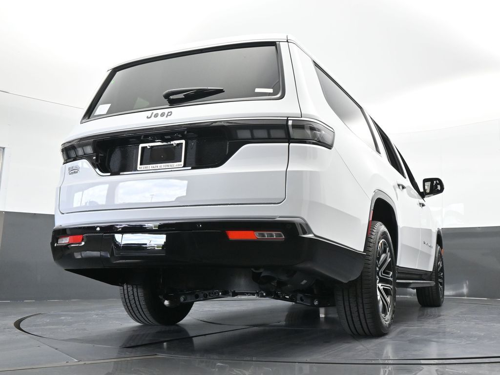 New 2026 Bright White Clearcoat Jeep  image 54