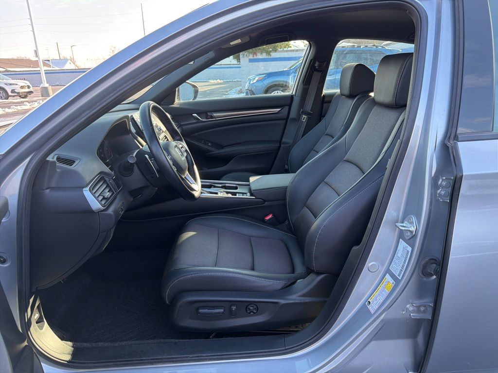 Thumbnail: 2022 Honda Accord - 17