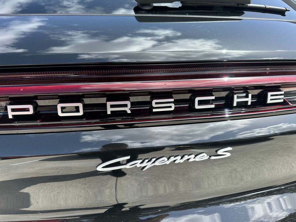 Thumbnail: 2025 Porsche Cayenne - 12
