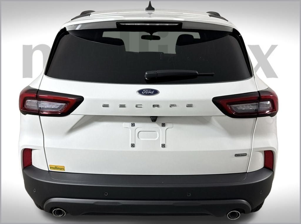 2025 Ford Escape ST-Line photo 11