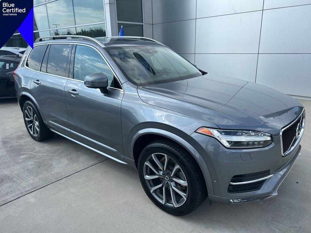 2019 Volvo XC90 T6 Momentum