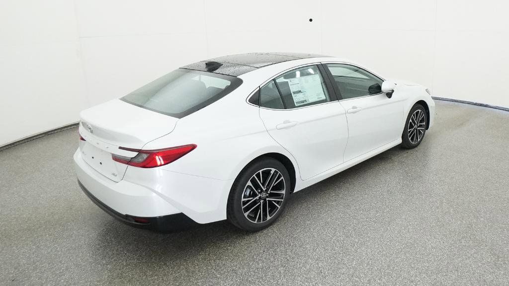 Thumbnail: 2025 Toyota Camry - 27