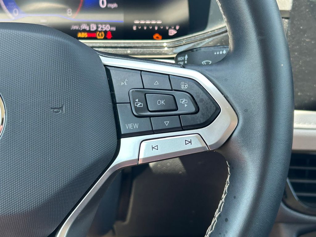Used 2025 Volkswagen Taos SUV