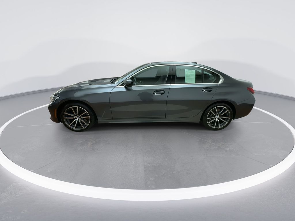 2022 BMW 3 Series 330i xDrive 5